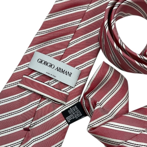 GIORGIO ARMANI Pink/White Striped Silk LUXURY Tie ITALY - Picture 3 of 4